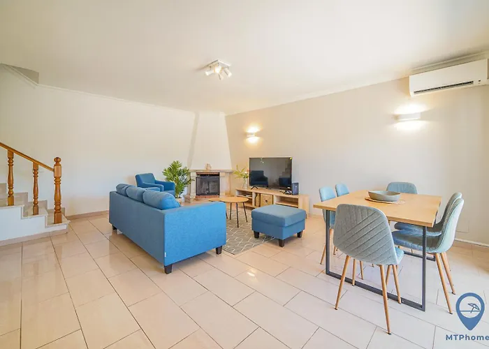 Casa Joana By Mtphomes Hébergement de vacances *